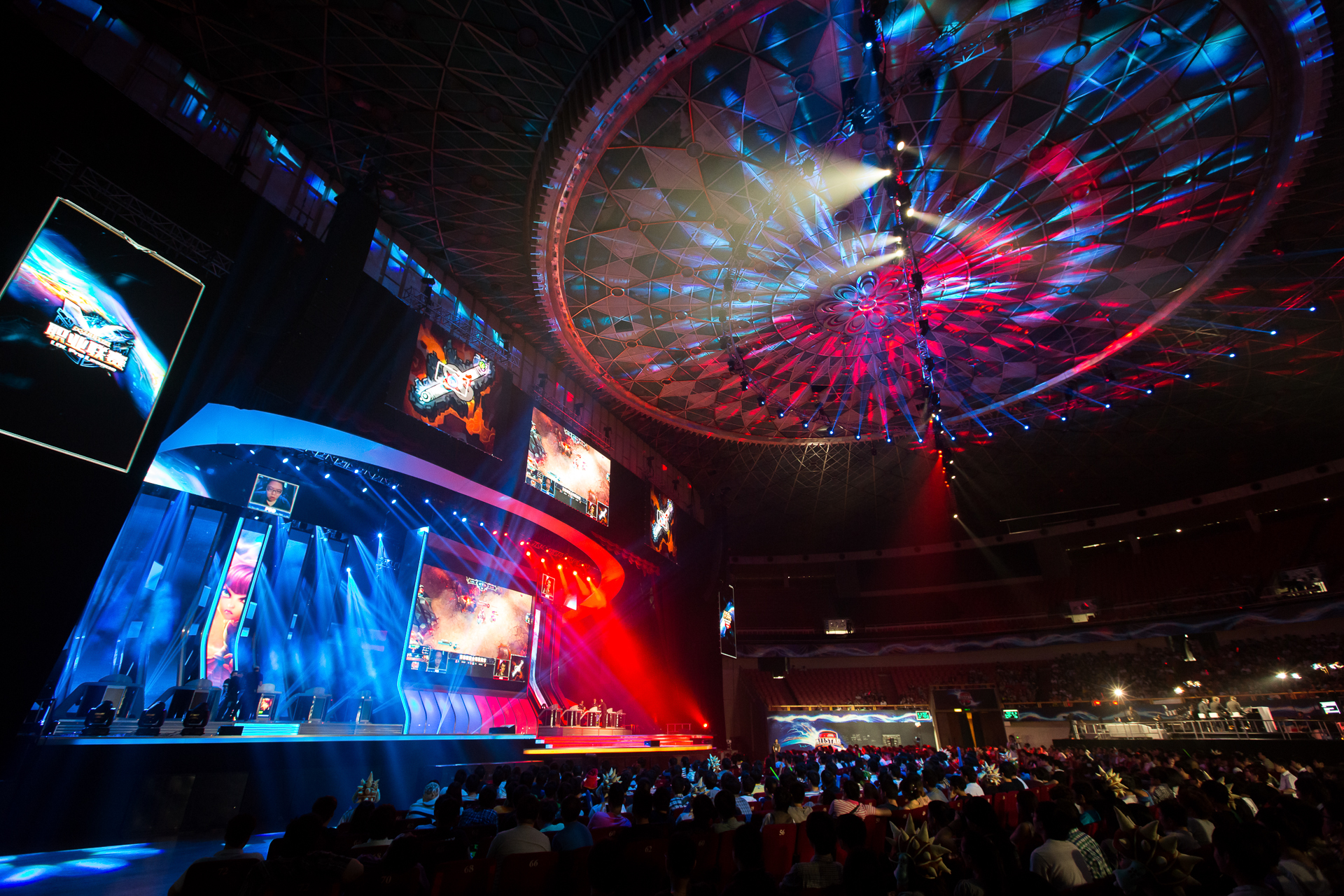 运动健康与团队合作：足篮球小王子的坚持训练之路